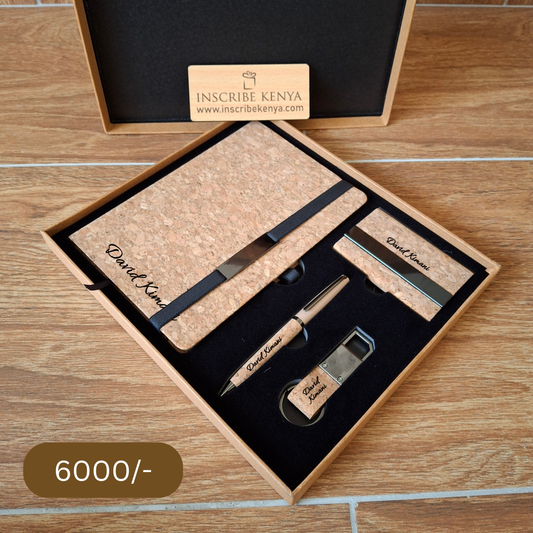 Giftset - Cork - Notebook/pen/keychain/card holder.