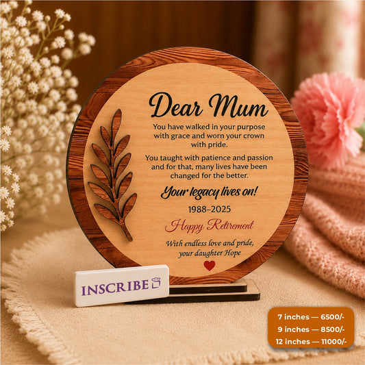 Round Leaf Wooden Plaque.